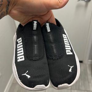 Puma unisex toddler size 10